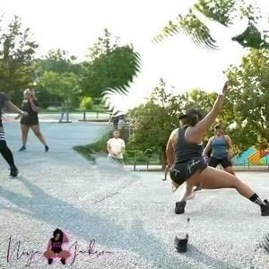 Meet your Posher, Niya